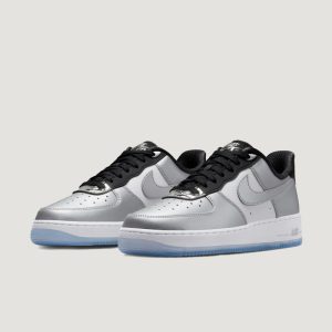 AF1