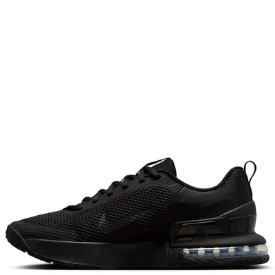 El Nike Air Max Alpha Trainer 6 “Black/Anthracite” fue diseñado para entrenamientos exigentes, con una base plana y ancha que brinda estabilidad durante ejercicios de fuerza y movimientos laterales. Su unidad Max Air visible en el talón aporta amortiguación, mientras la goma envolvente mejora el agarre y la sujeción. Una propuesta enfocada en rendimiento, estabilidad y comodidad para el entrenamiento.