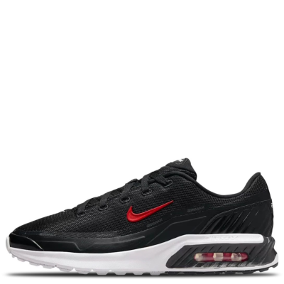 El Nike Air Max Bia “Black/Red” combina una base negra con detalles University Red, logrando una estética deportiva y contundente. Su upper de malla transpirable incorpora refuerzos sintéticos para mayor durabilidad, mientras la unidad Max Air visible aporta amortiguación y la suela tipo Waffle ofrece tracción.