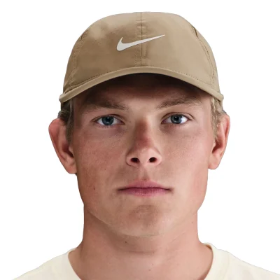 Nike Dri-FIT Club